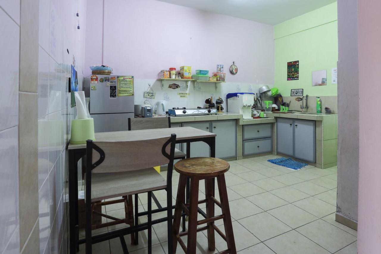Oyo Home 90229, 3 Little Birds Homestay 4Bhk Malacca Bagian luar foto